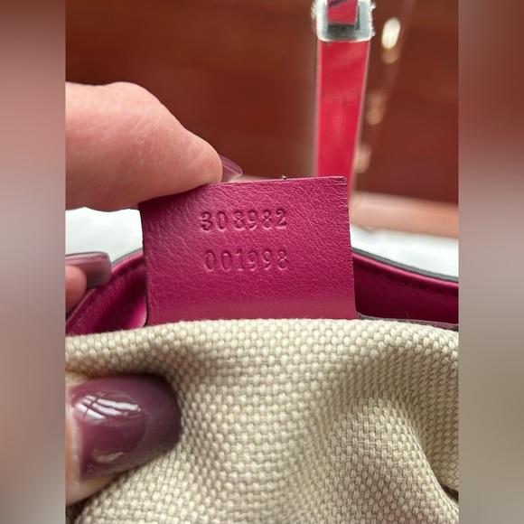 Gucci Soho Chain Shoulder Bag - Picture 6 of 16